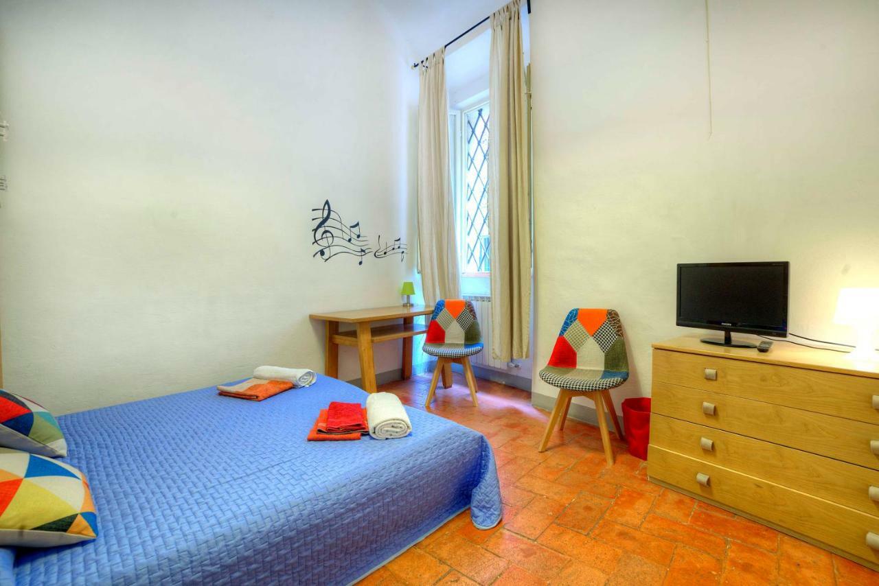 Stilmoderno Nice Apartment In Siena'S Historic Center, Just Steps From Piazza Del Campo Eksteriør bilde