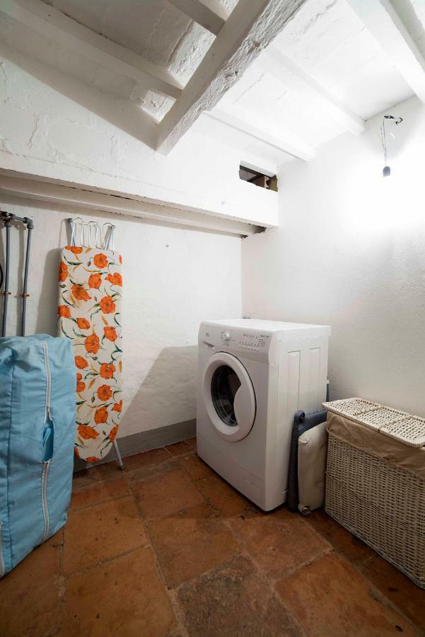 Stilmoderno Nice Apartment In Siena'S Historic Center, Just Steps From Piazza Del Campo Eksteriør bilde